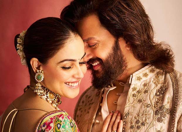 Riteish-Genelia-MSRTC-Brand-Ambassador