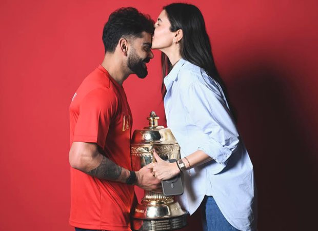 Anushka-Sharma-post-for-Virat-Kohli